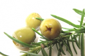 Eine cholesterinbewusste Ernährung orientiert sich an der mediterranen Küche. 