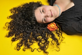 Gepflegte Haarpracht: Das Shampoo sollte - abgestimmt auf den Haartyp -  sorgfältig gewählt sein.
