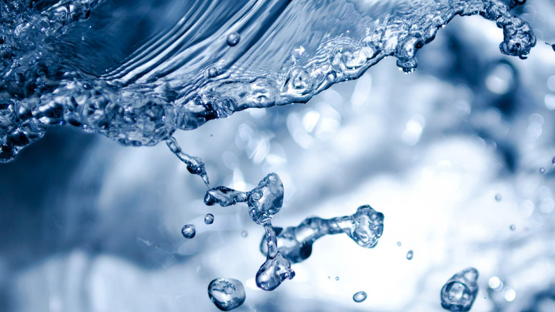 Ernährung, Wasser: Wassertropfen, Nahaufnahme