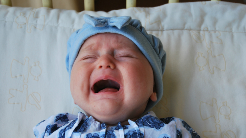 Un bébé qui pleure