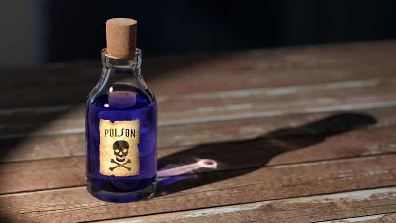Kleine Glasflasche, mit einem Korken verschlossen. Sie enthält eine blaue Flüssigkeit und auf der Flasche klebt ein Etikett mit einem Totenschädel und der Aufschrift "Poision".